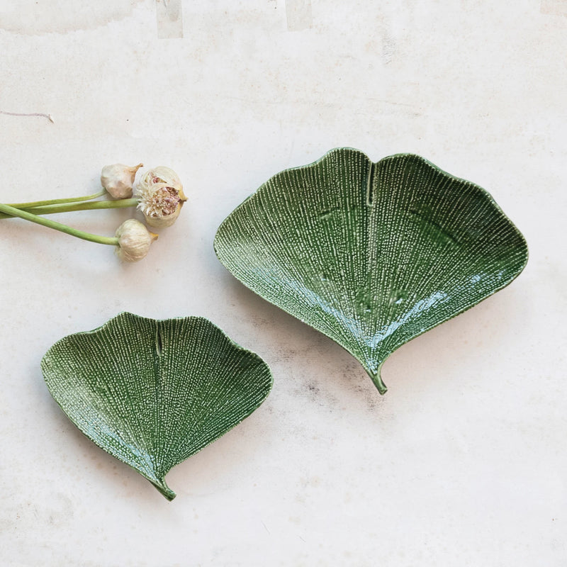 Debossed Stoneware Gingko Leaf Shaped Plates - Large